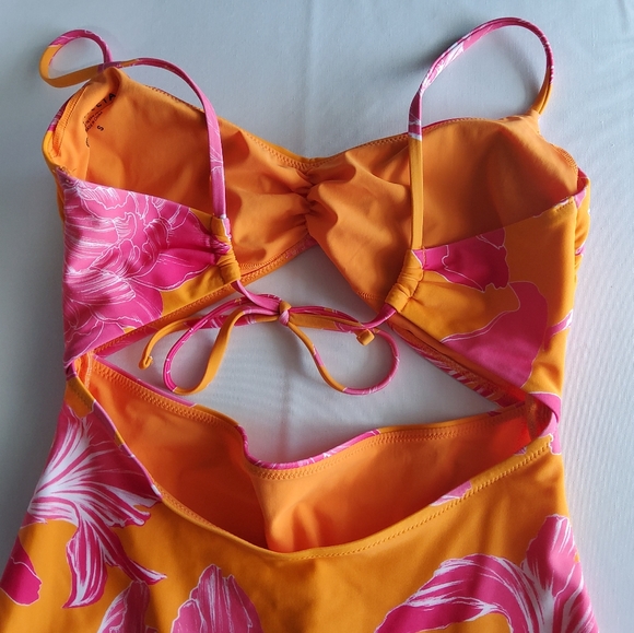 Athleta Swim Suit - Picture 2 of 8